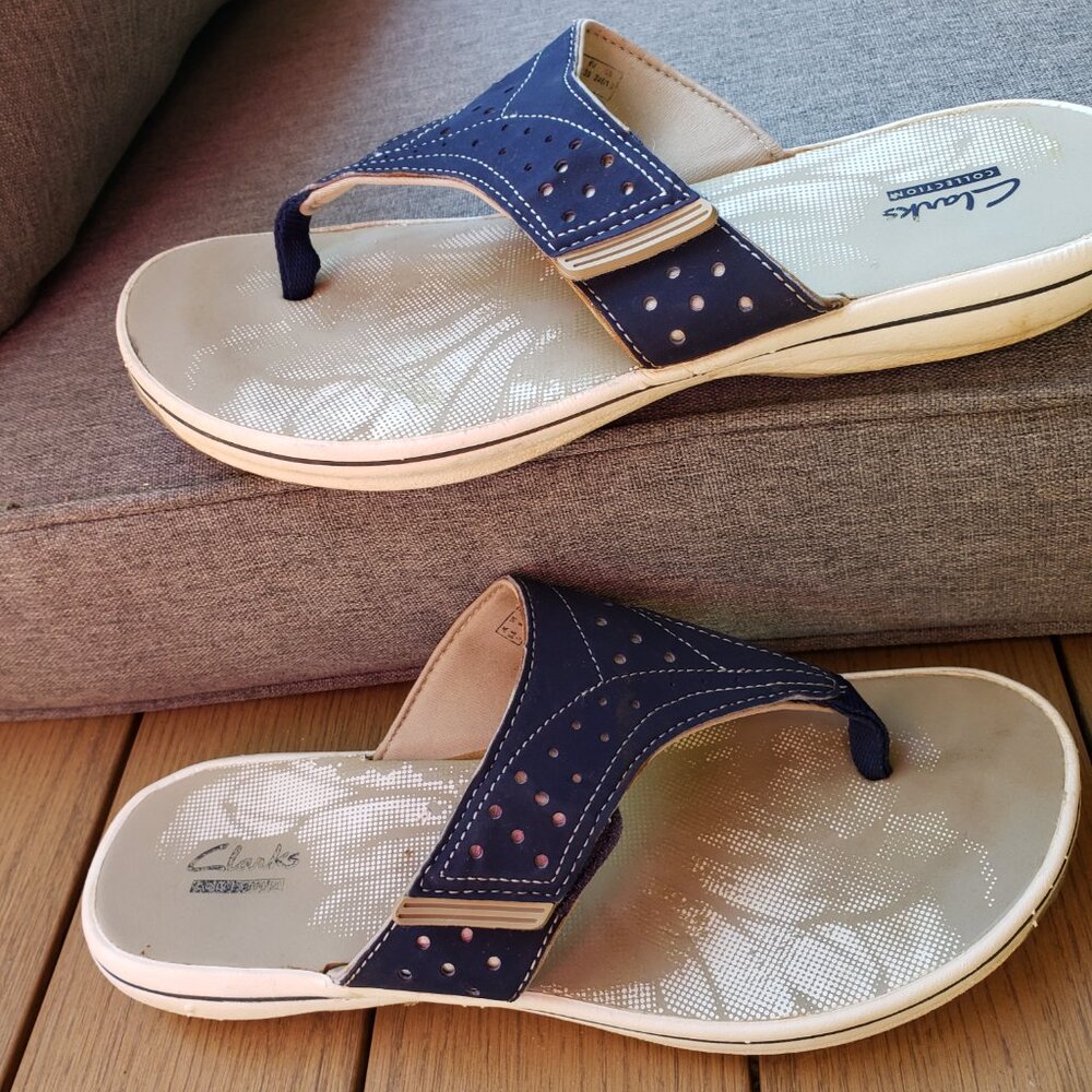 EUC CLARKS Collection Contoured Velcro Closure Thong Sandals blue canvas (8) - Picture 8 of 8